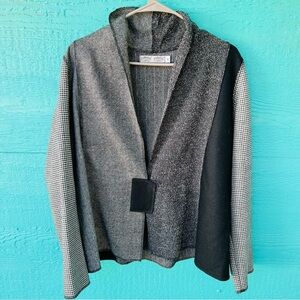 100% WOOL MIXED MEDIA HOUNDSTOOTH SNAP FRONT CARDIGAN BLACK GRAY WHITE MEDIUM